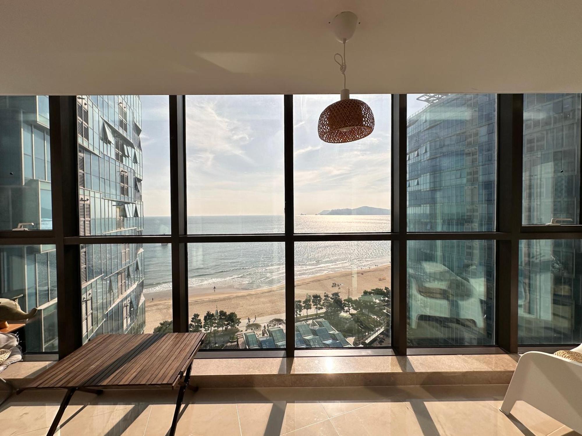 Haeundae Luxury House Apartment Busan Bagian luar foto