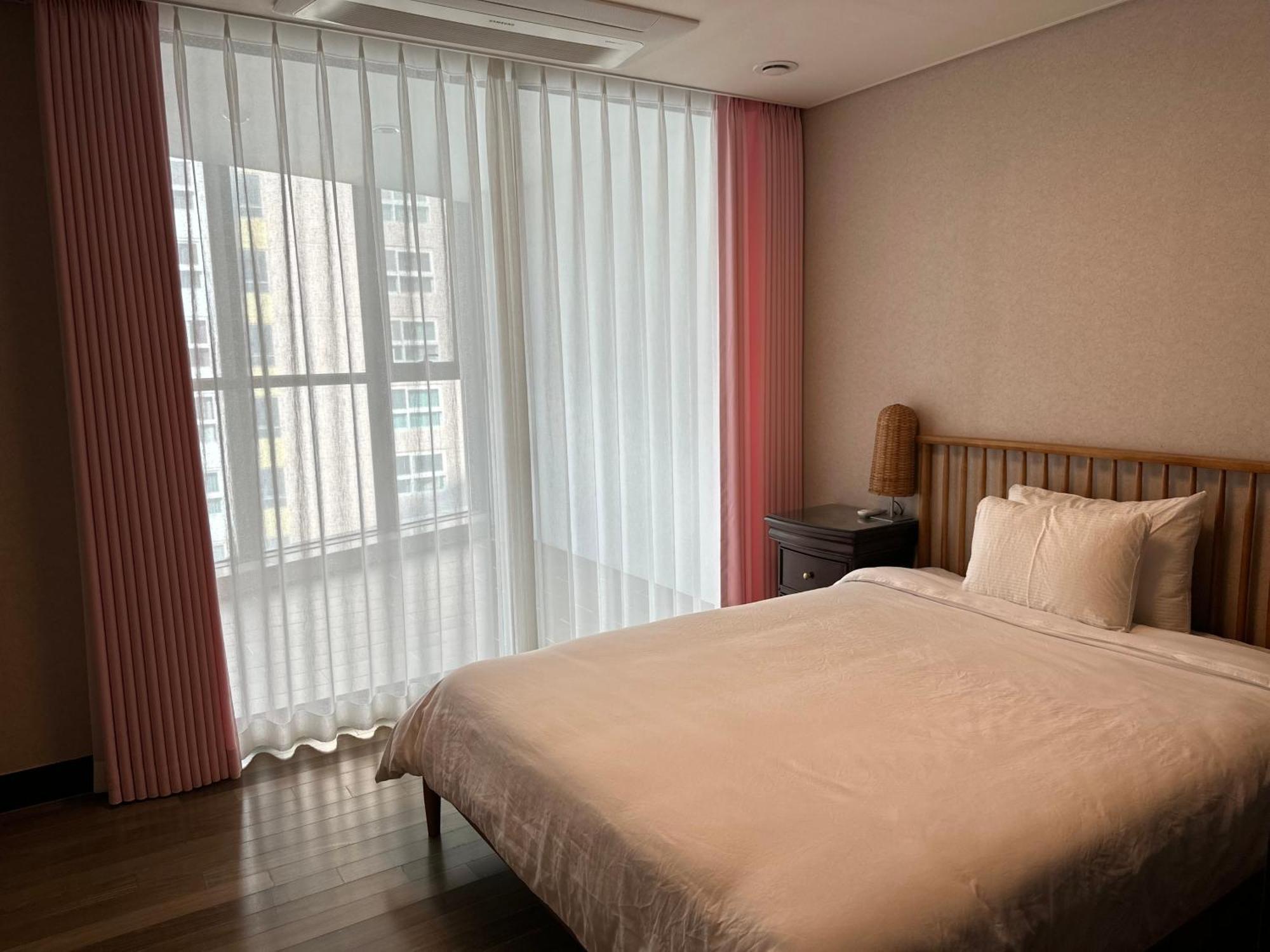 Haeundae Luxury House Apartment Busan Bagian luar foto