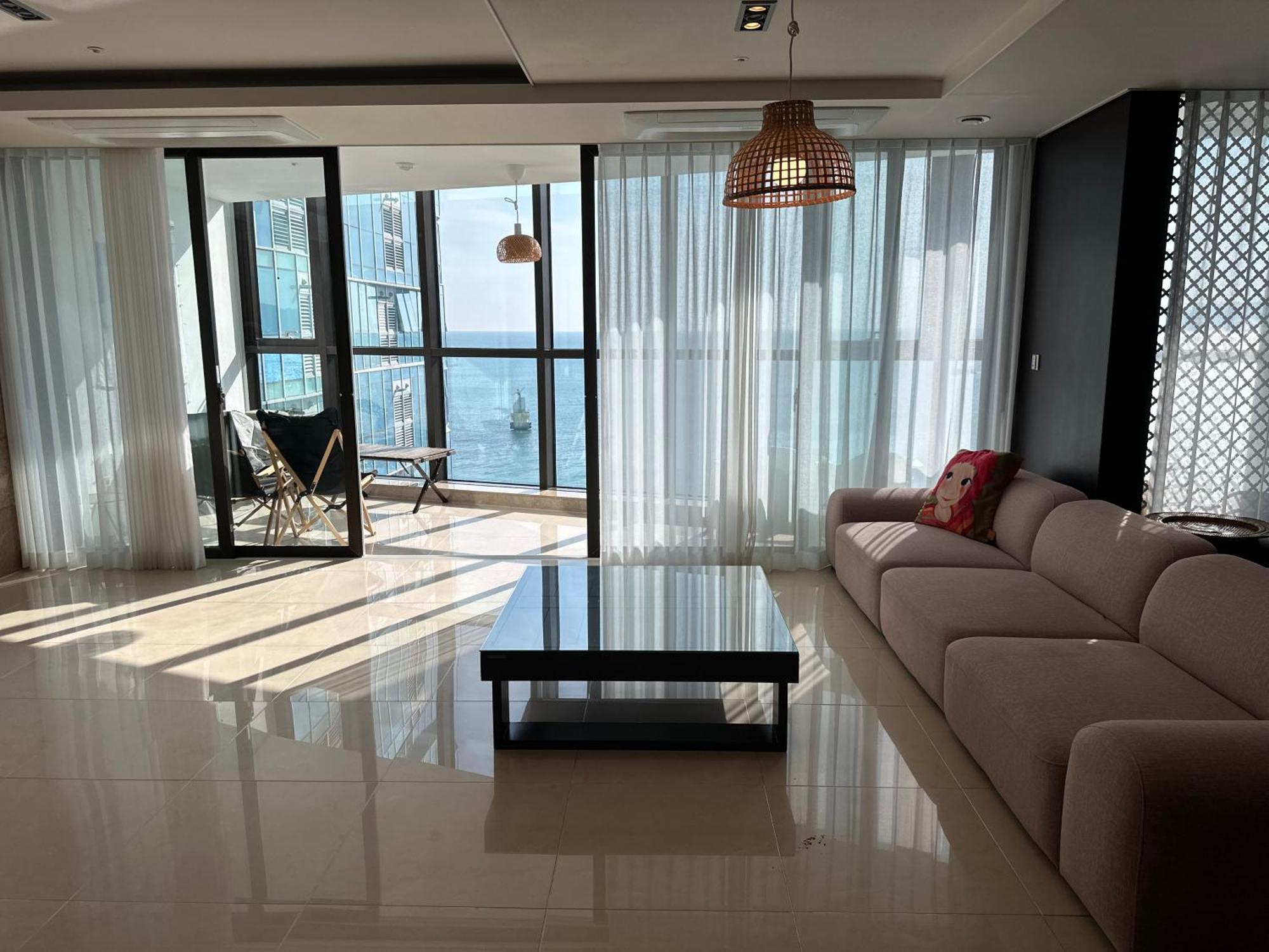 Haeundae Luxury House Apartment Busan Bagian luar foto