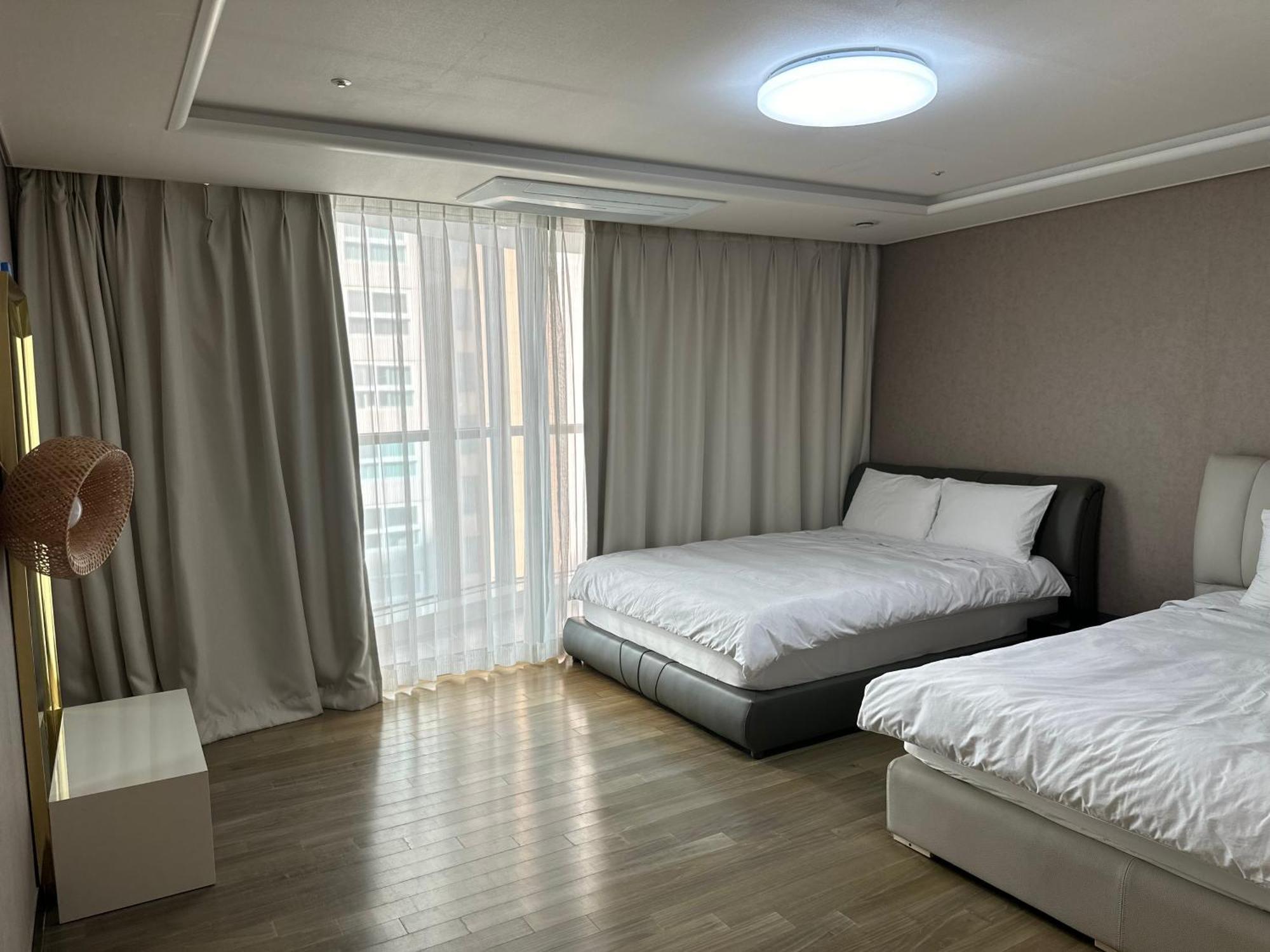 Haeundae Luxury House Apartment Busan Bagian luar foto